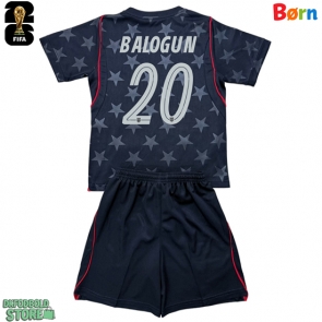 Forente stater Folarin Balogun #20 Replika Babytøj Udebanesæt Børn VM 2026 Kortærmet (+ Korte bukser)